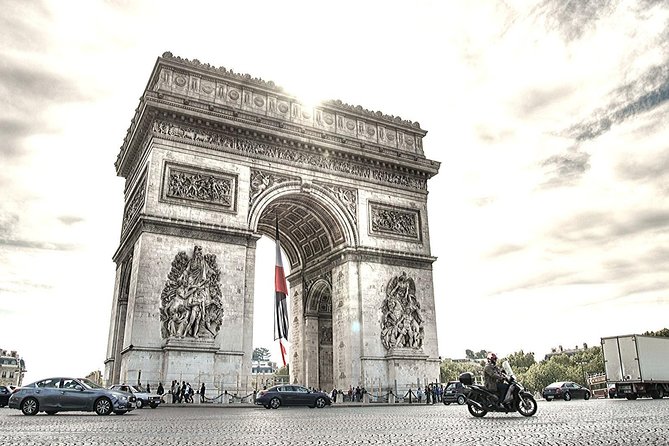 Paris Private Guided Layover Tours - Louvre Time: How to Use Your 25 Minutes Wisely