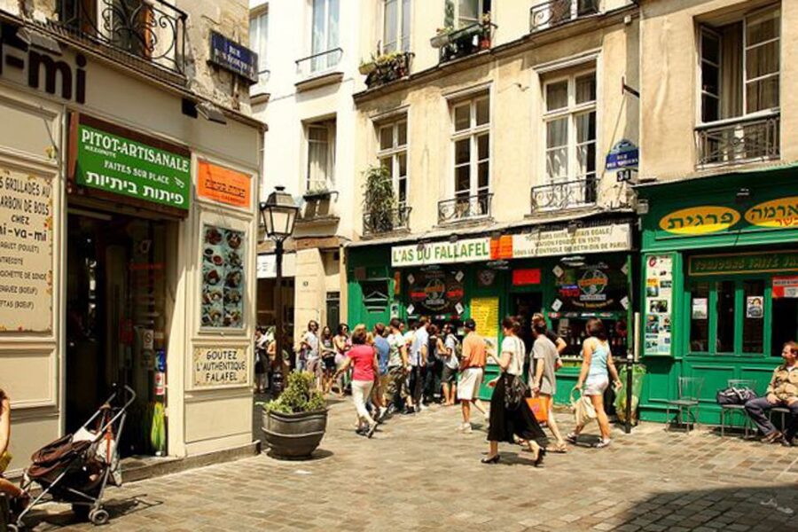 Paris: Private Guided Tour of Marais disctrict - A different Paris starts in the Marais