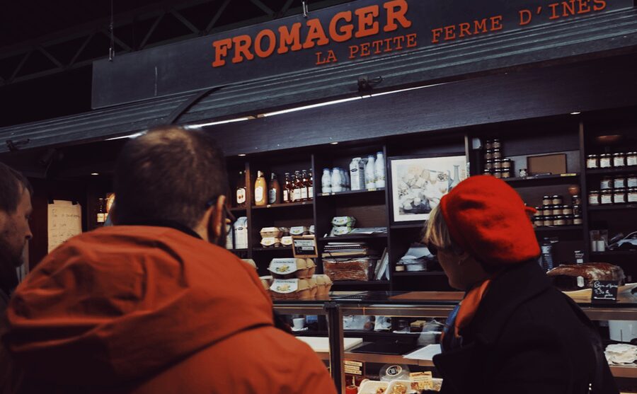 Paris: Private Half-Day Walking Tour with a Local Guide - A private 4 hours in Paris, but it feels like less stress