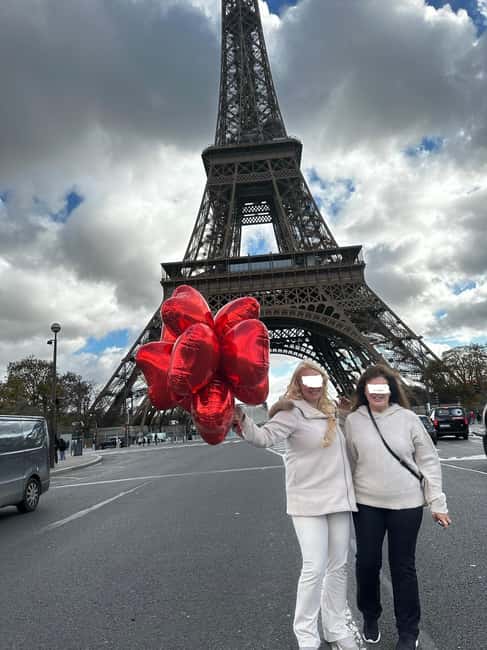 Paris: Private Layover Tour - Champs-Élysées and Arc de Triomphe: the drive that gives you big Paris energy