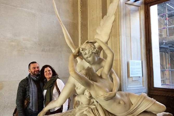 Paris Private Louvre Museum, Must See, 1H30 Tour. - Where You Meet at the Louvre Pyramid (and why it matters)