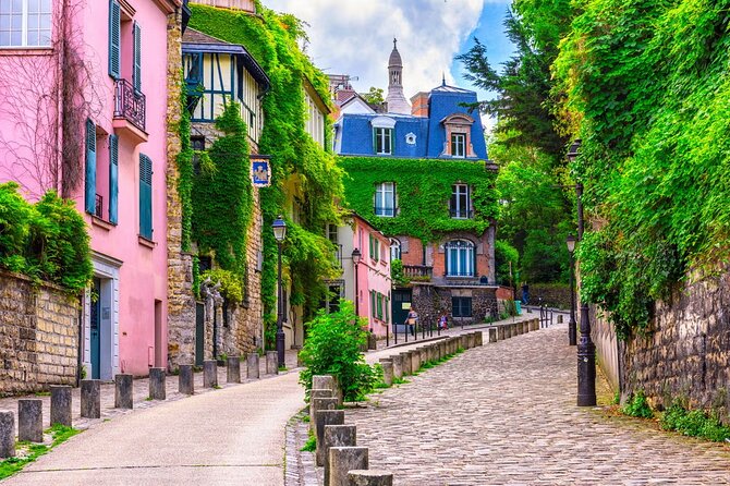 Paris Private Montmarte Tour : Sacre Coeur with Expert Guide - Montmartre Sacré-Cœur on Foot, Without Feeling Rushed