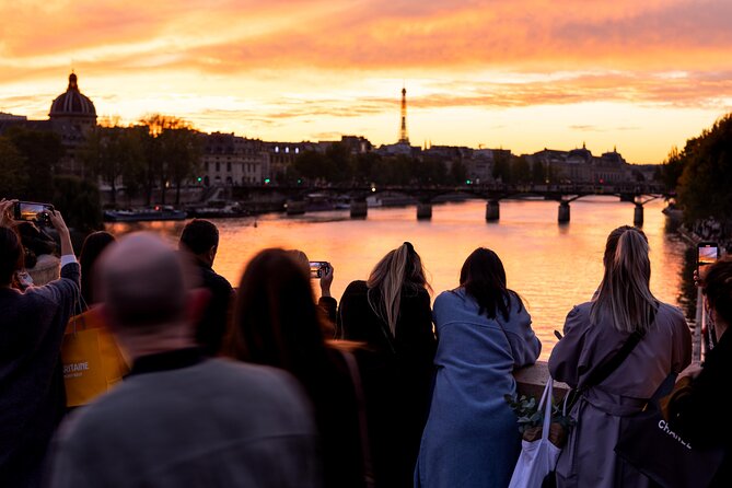 Paris Private Night Tour with River Cruise and Champagne Option - Paris at night: why this route works so well