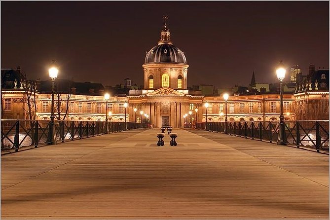 Paris Private Night Tour with River Cruise and Champagne Option - Pont des Arts and the Love Lock Bridge: the photo stop you’ll actually use