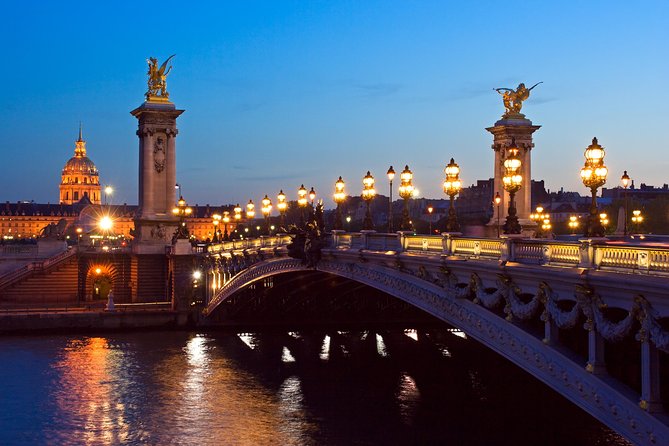 Paris Private Night Tour with River Cruise and Champagne Option - Louvre pyramid photos, with the right mindset (outside only)