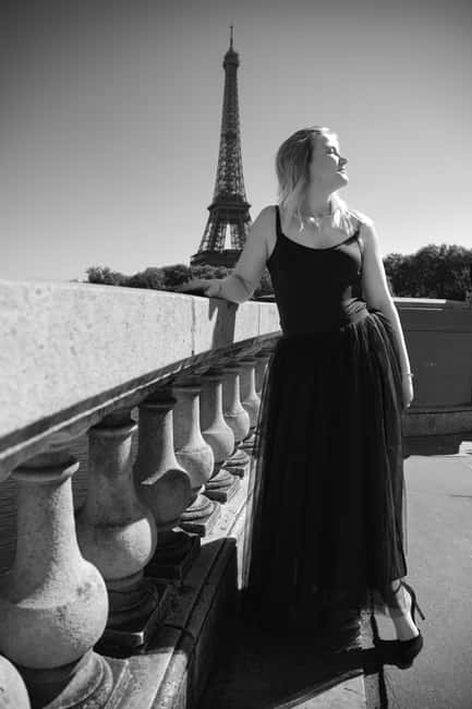 Paris: Private Photoshoot near any chosen Landmark - Who this private photoshoot suits best