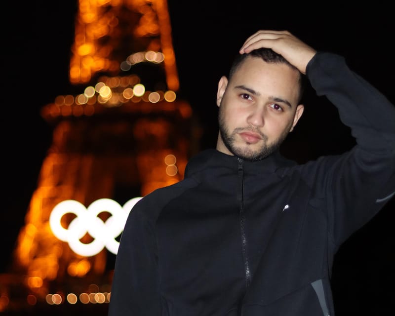Paris: Private photoshoot with a Professional - Sid’s posing help and creative ideas (this is the secret sauce)