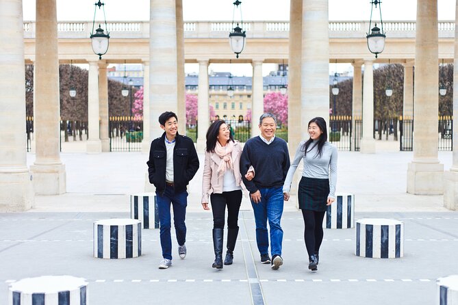 Paris - Private Photoshoot with a Top-Rated Local Photographer - Luxembourg Gardens and Le Marais: softer scenes for real you