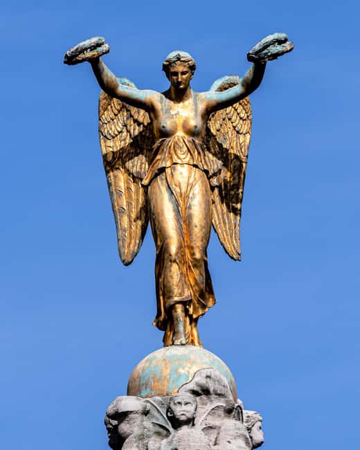 Paris: Private Seine River Cruise - What the live guide adds, and why names like Martin and Natasha matter