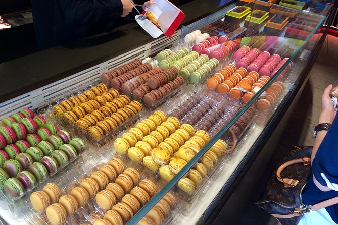 Paris Private Tour - Elegant and Luxury Tour Le Marais - Paris Private Tour, the “luxury” part that actually matters