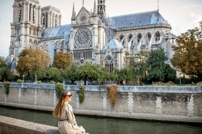 Paris Private Tour: Highlights, Top Quarters & Eiffel Tower - Saint-Germain-des-Prés and the crepe pause on rue Saint-André-des-Arts