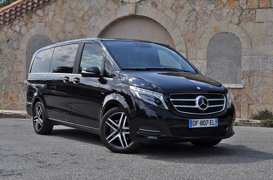 PARIS: Private transfer Château Versailles van 7 people 4H - Key things that matter for this Versailles private transfer
