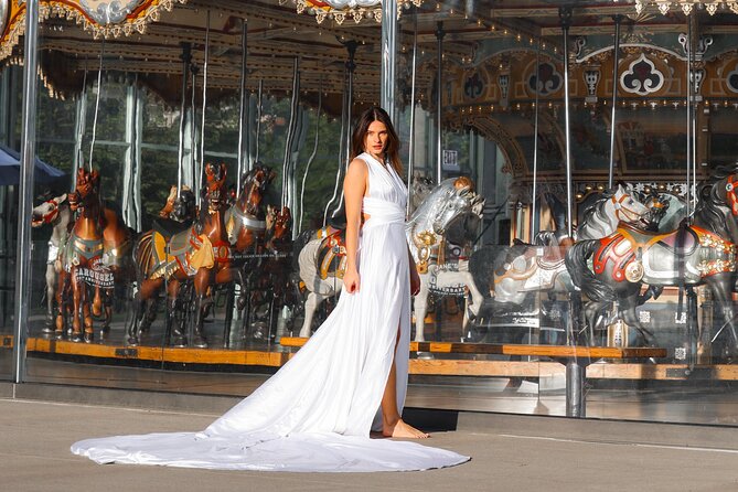 Paris: Professional Flying-Dress Photoshoot @jonadress - Price and value: who this $427.22 per group setup makes sense for