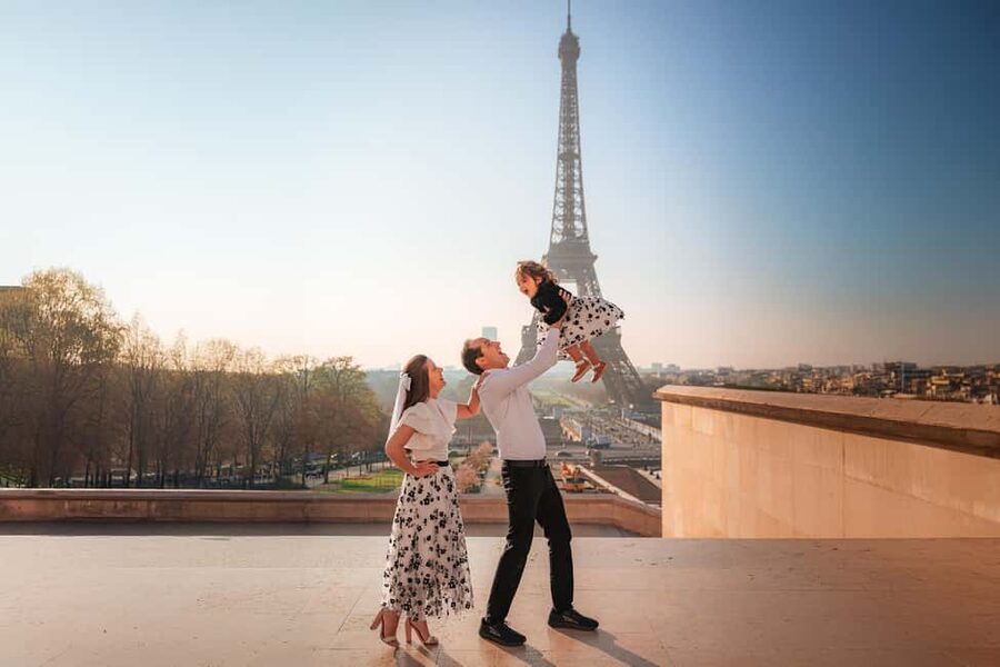 Paris: Professional Photoshoot with the Eiffel Tower - Practical tips so your shoot goes smoothly