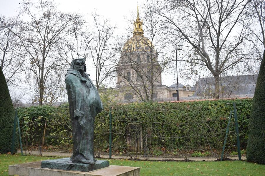 Paris: Rodin Museum Guided Tour with skip-the-line tickets - Inside the Building: Rococo Details You Might Otherwise Miss