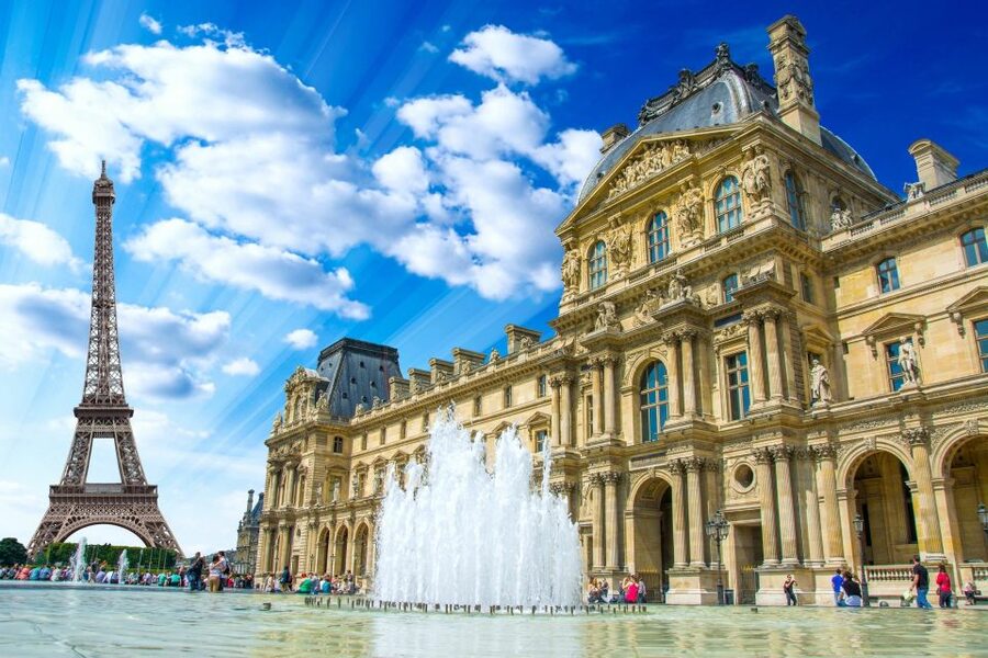 Paris's Old Town and Top 10 Sights Private Car Tour - What you’ll see (and what you may not get)