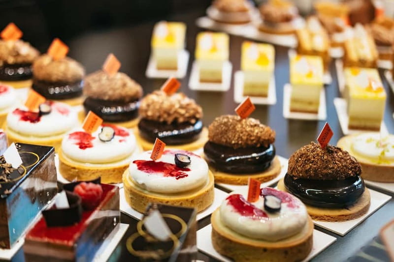 Paris: Saint Germain des Prés Guided Foodie Walking Tour - How Saint Germain des Prés turns into a food map