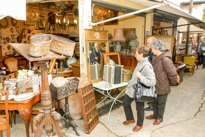 Paris: Saint Ouen Flea Market Guided Tour with Local Guide - Key takeaways before you go