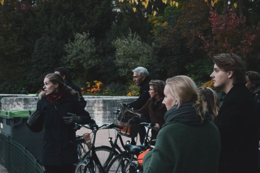 Paris: Secret City Bike Tour Off the Tourist Path - Getting Past the Louvre Crowd: Why This Ride Feels Different