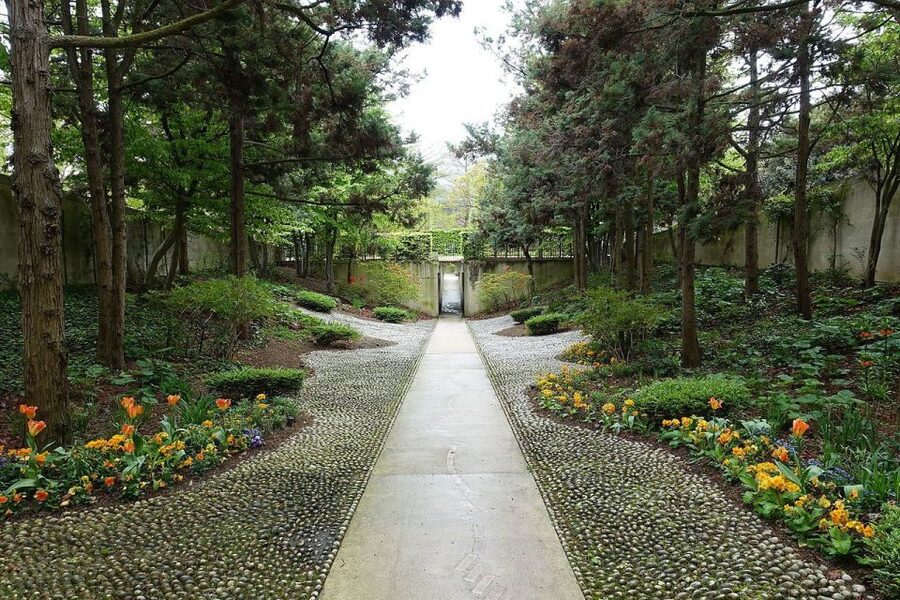 Paris Secret Gardens 1.30 hour long Walking Tour - Key highlights I’d prioritize