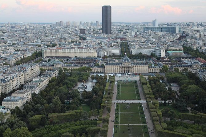 Paris: Segway Night highlights small group tour - Key highlights to look for