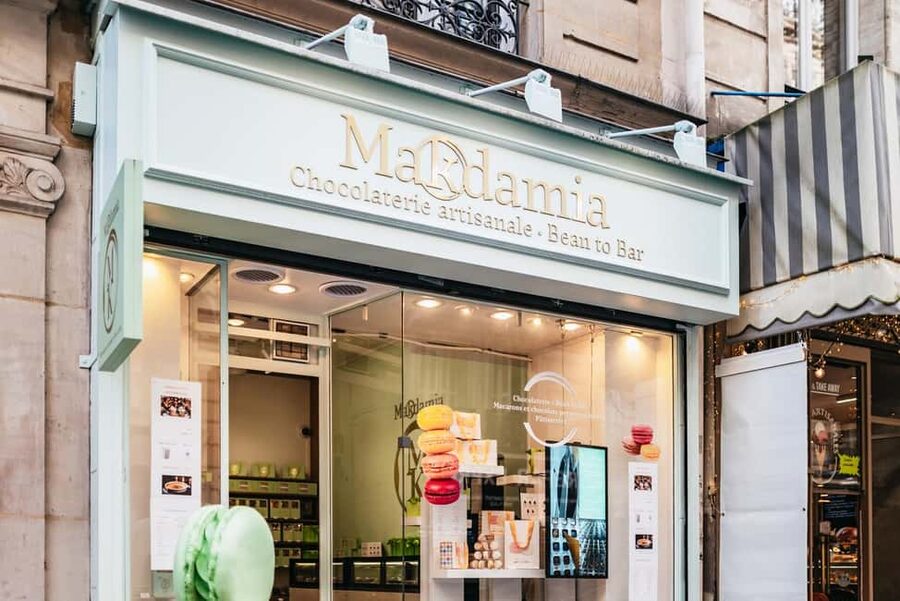 Paris: Seine Cruise and Macaron Tasting by the Eiffel Tower - The Macaron Tasting: Two Macarons, Voucher Rules, and Shop Hours