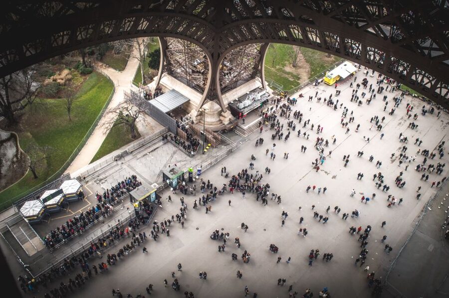 Paris: Seine Cruise with Snack/Optional Eiffel Tower Ticket - Should you book the Seine cruise with snack and optional Eiffel Tower?
