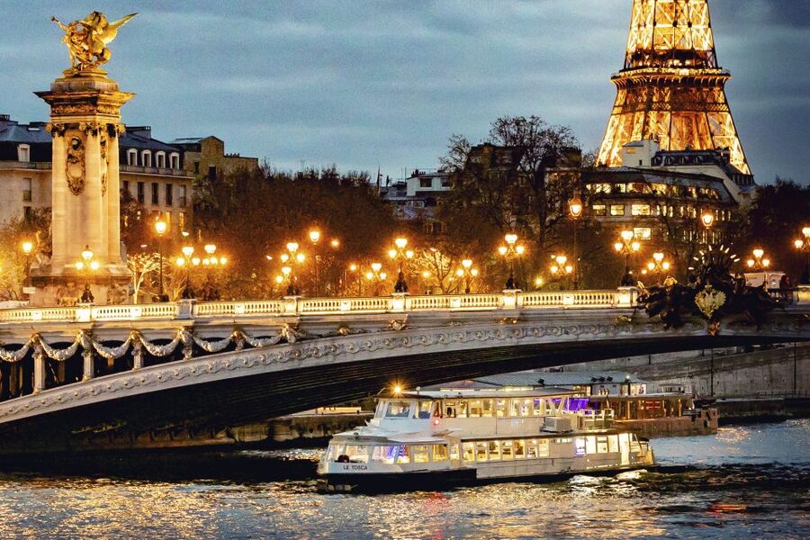 Paris: Seine Dinner Cruise from Eiffel Tower/Liberty Statue - Key Things I’d Focus On Before Booking