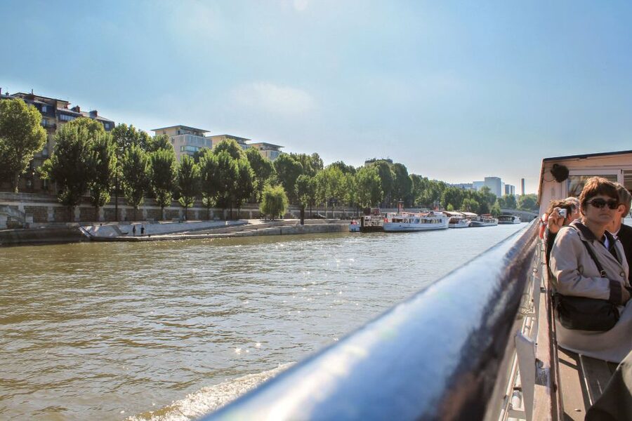 Paris: Seine River and Canal Saint-Martin Cruise - The 1.24-Mile Bastille Tunnel: Why This Part Is So Memorable