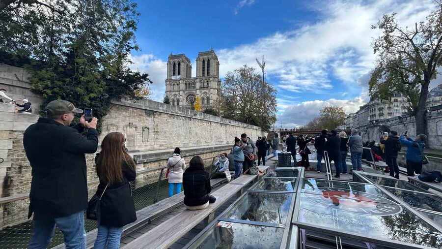 Paris: Seine River Cruise and 3-course Bistro Lunch - FAQ