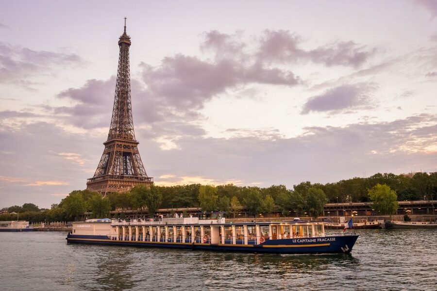 Paris: Seine River Cruise & Brunch - Brunch Plates and Hot Drinks, How the Meal Fits the Views