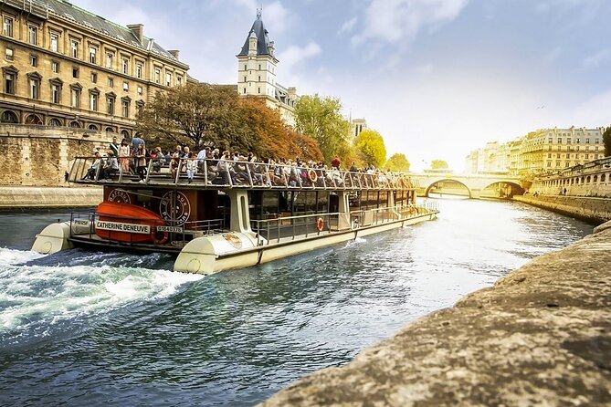 Paris Seine River Cruise from the Foot of Eiffel Open Timing - Price and value for this 1-hour Seine overview