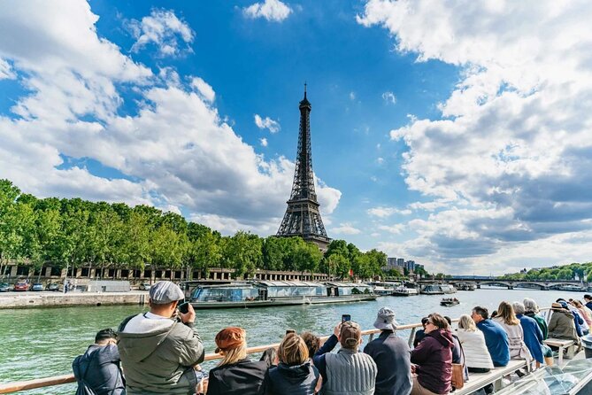 Paris Seine River Cruise from the Foot of Eiffel Open Timing - Practical tips that help you enjoy the cruise more