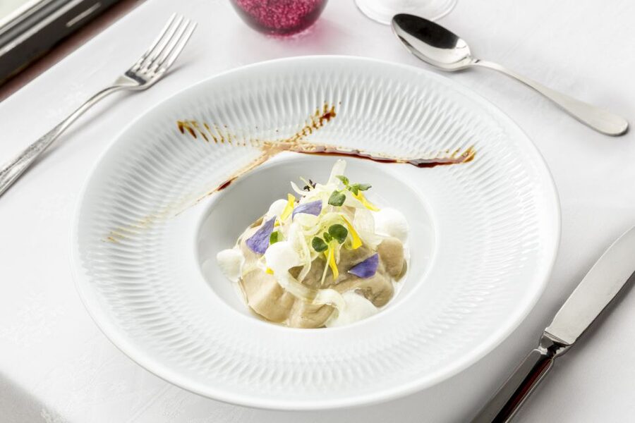 Paris: Seine River Cruise with 3-Course Dinner & Live Music - Price and Value: Is $182 Worth It?