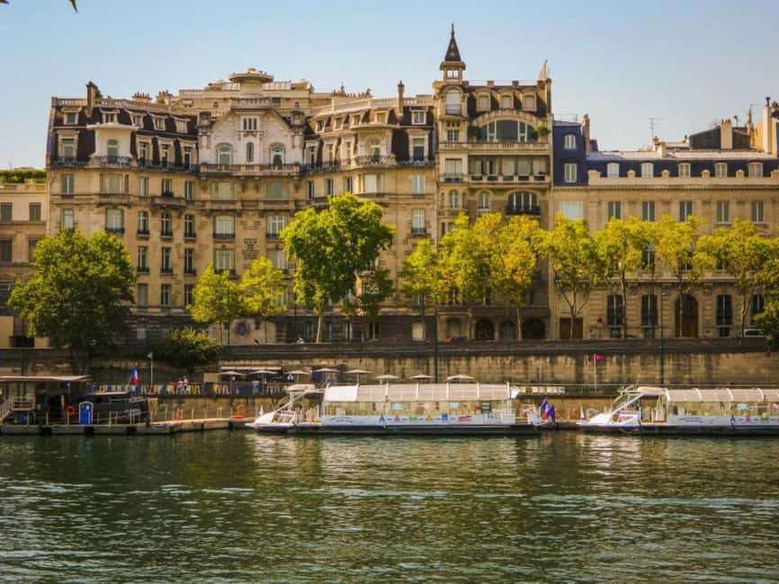 Paris: Seine River Cruise with Meringue or Hot Chocolate - Timing the cruise: every 30 to 60 minutes, and why you should not rush it