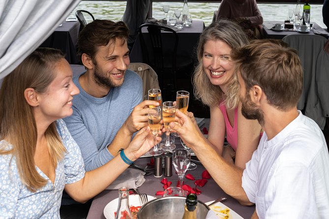 Paris Seine River Gourmet Lunch Cruise with Champagne Option - Why a Seine Lunch Cruise Works So Well in Paris