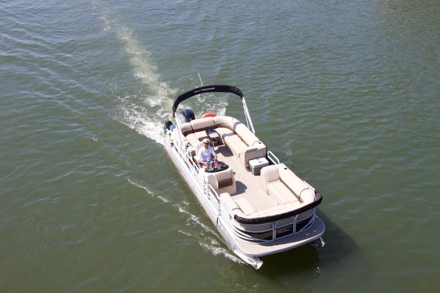 Paris: Seine River Private Guided Pontoon Boat Cruise - The 2-hour Seine route: major landmarks as they pass by