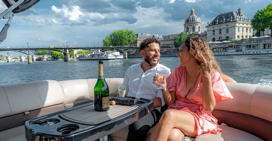 Paris: Seine River Private Guided Pontoon Boat Cruise - The meeting point near Pont d’Issy and La Barge (don’t overthink it, do plan)