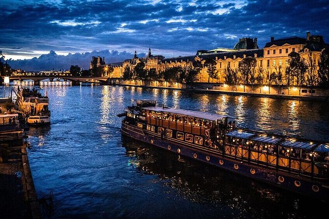 Paris Seine River Sightseeing Cruise Tour - The itinerary along the Seine: Orsay, Notre Dame, old Paris, Pont Neuf, Louvre