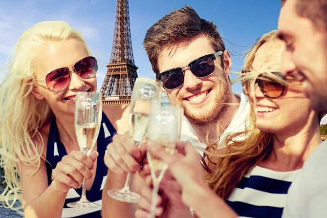 Paris: Seine River Sightseeing Sunset Cruise with Champagne - Where you board at Square du Vert-Galant (and how not to waste time)