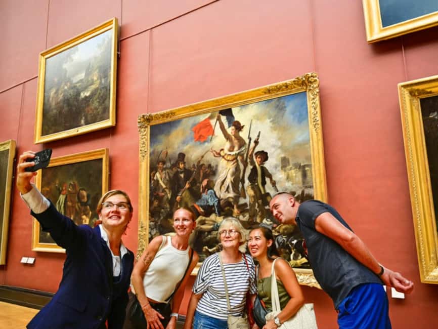 Paris: Semi-Private Tour of the Louvre Museum and Mona Lisa - Meeting at the Louvre Pyramid, then getting oriented fast