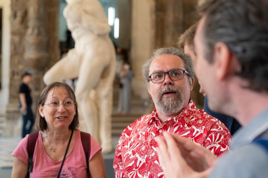 Paris: Skip-the-Line Louvre Highlights Guided Tour - If You Choose the 3-Hour Tour, You Get More Room for Stories