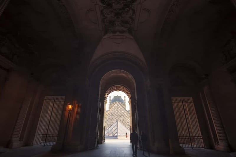 Paris: Skip-the-Line Louvre Highlights Tour with Mona Lisa - Why the 9:30 AM Slot Feels More Personal