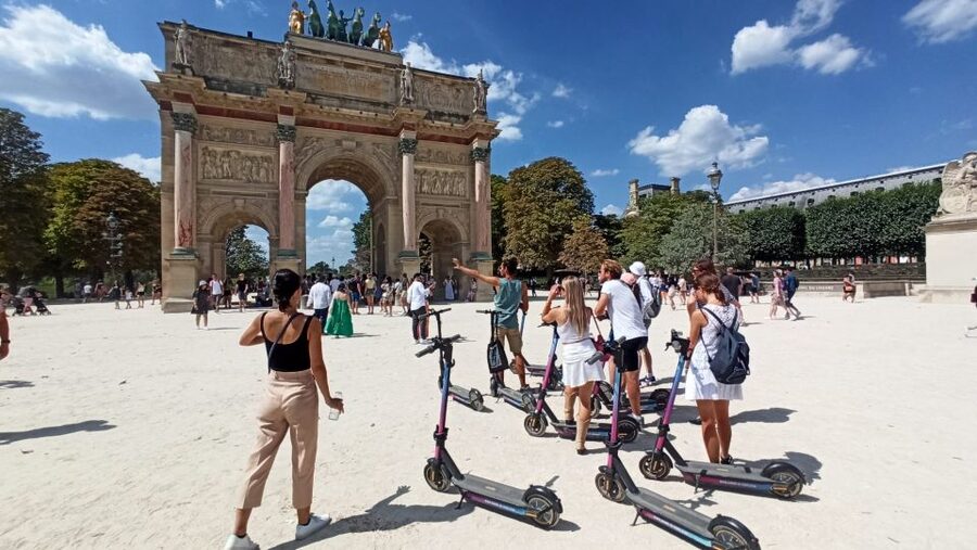 Paris: Small-Group E-Scooter Tour with a Local Guide - The Louvre Pyramid Stop and Place de la Concorde: Modern Shape, Royal Scale