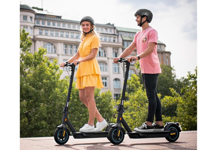 Paris: Small-Group E-Scooter Tour with a Local Guide - Riding Along the Seine and Through Smaller Streets Without Losing Your Bearings