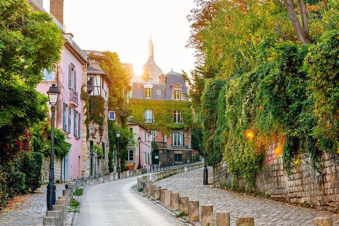 Paris: Small Group Moulin Rouge &Sacré Cœur Montmartre Tour - Key Highlights You Should Know Before You Go
