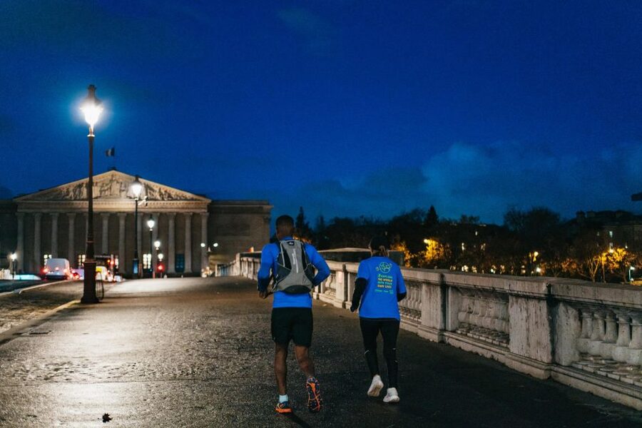 Paris: Sunrise Running and Sightseeing Group Tour - Sunrise running in Paris: why this style works