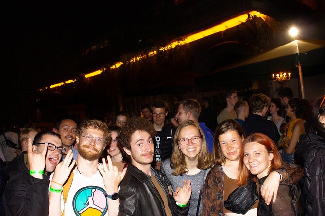 Paris: The Original Pub Crawl + Free Shots + VIP Club Entry - Practical tips to get the most out of the night