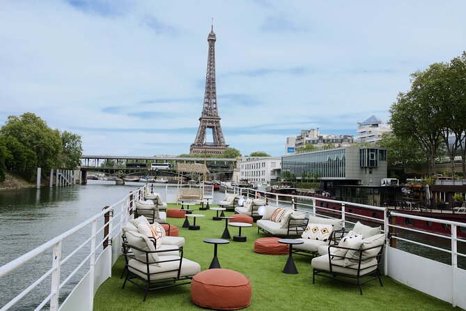 Paris Theo Boat Seine River Italian Trattoria Style Dinner Cruise - Where to meet near the Eiffel Tower, and how not to get lost