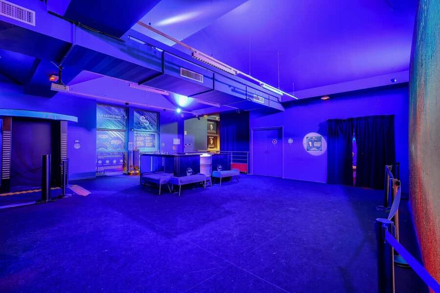 Paris: Ticket Entrance to Science Experiences Museum - Universe edge, abyss depths, and the center of the earth